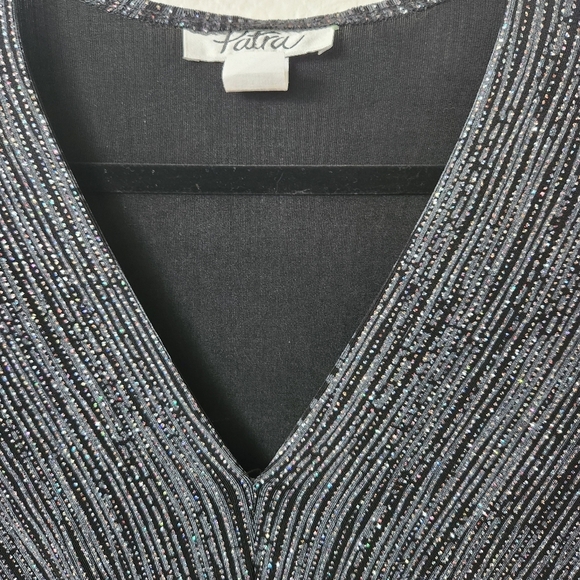 Patra Black And Silver Sparkle V-Neck Top Size Xlarge - Picture 8 of 10
